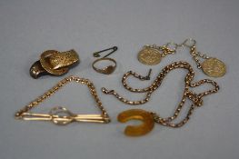 AN ASSORTED COLLECTION OF JEWELLERY, to include a mid 20th Century 9ct gold tie slide an