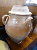 A LARGE PART GLAZED CLAY LIDDED GARDEN POT/URN (sd)