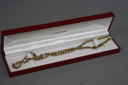 A MODERN 9CT THREE COLOUR GOLD FANCY PLAITED LINK NECKLACE, measuring approximately 500mm in length,