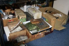 A QUANTITY OF PHOTOGRAPHIC EQUIPMENT, including screens, lights etc