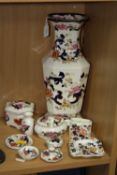 MASON'S 'MANDALAY' AND 'MANDARIN', to include vase, trinkets etc (10)