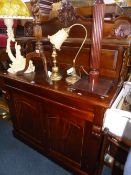 A MODERN VICTORIAN STYLE MAHOPGANY CHIFFONIER, approximate size width 118cm x depth 49cm x height