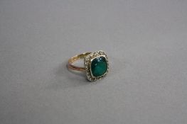 A 9CT DRESS RING, ring size N