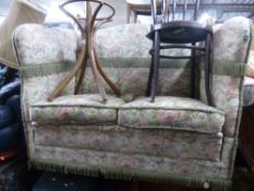 AN UPHOLSTERED KNOLL STYLE TWO SEATER SETTEE, with drop ends