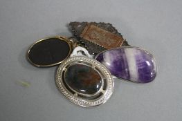 A COLLECTION OF SILVER BROOCHES AND A PENDANT, one oval red moss agate brooch, rope edge twist