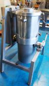 1 x Robot Coupe vertical cutter mixer. 2 speed machine. Very high throughput. Complete with all s/