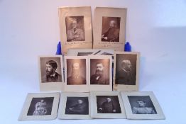 A tan leather Gladstone-type bag, 21