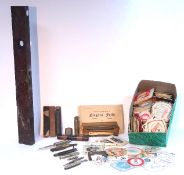 A large mahogany & brass-mounted spirit level, 28