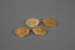 A PAIR OF MID 20TH CENTURY OVAL DOUBLE FRONTED CUFFLINKS, sprung link design, ovals measuring
