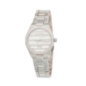 NO RESERVE - CONCORD, A LADIES DIAMOND MARINER WRISTWATCH, ref 05.3.14.1097S, in stainless steel,