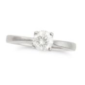 NO RESERVE - A SOLITAIRE DIAMOND RING in platinum, set with a round brilliant cut diamond of