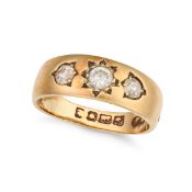 NO RESERVE - A VINTAGE DIAMOND THREE STONE GYPSY RING in 18ct yellow gold, set with a round