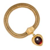 NO RESERVE - AN ANTIQUE VICTORIAN GARNET MOURNING BRACELET in yellow gold, the fancy link bracelet